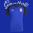 Camiseta Argentina Mundial 2026 (Modelo Aficionado Calentamiento)