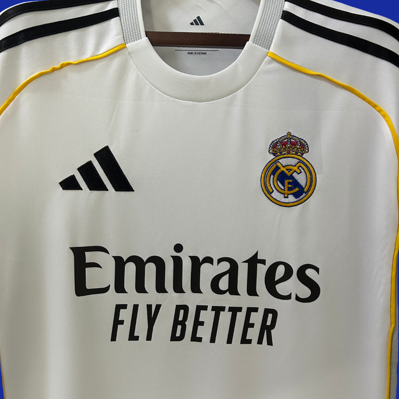 Camiseta Real Madrid 25/26 (Modelo Aficionado)